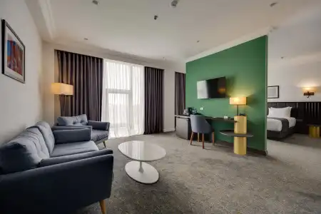 Pine Astoria - 39