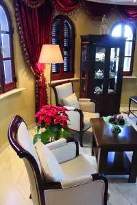 Meryem's - 10