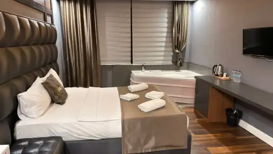 EVA Boutique - 12