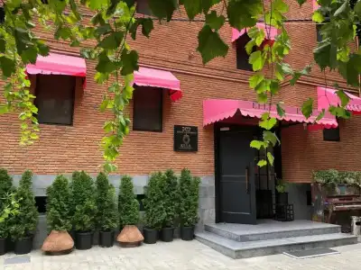 Elle Boutique - 0