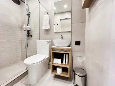 Motives Inn - 36