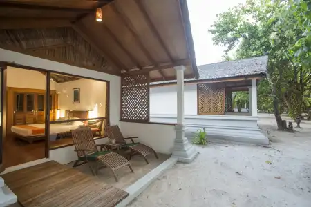 NH Collection Maldives Reethi Resort - 38