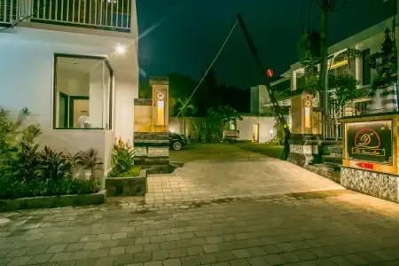 The Diana Suite - 11