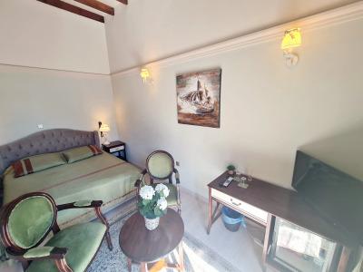 Sofia Boutique 9 - 139