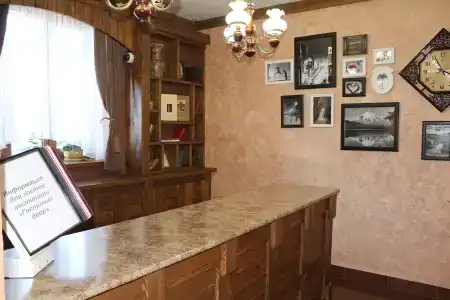 Gostinyij Dvor - 6