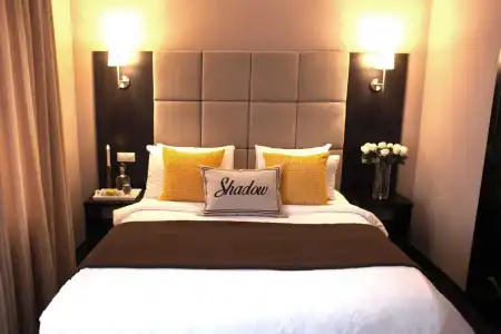 Shadow Boutique & Spa - 23