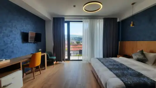 Luxury Avlabar Apartment - 52
