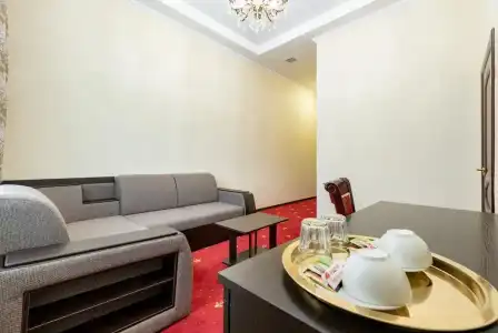 Roomp Mano - 106