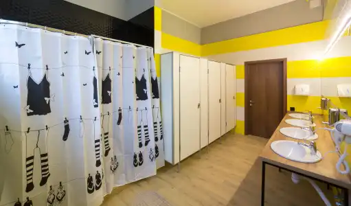 Bee Station - Hostel - 34