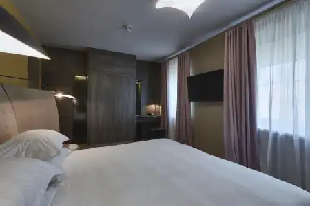 Vozdvyzhensky Boutique-Hotel - 148