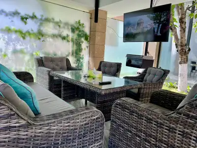 Luxury Villa With Pool and Jacuzzi - 22