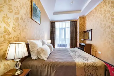 Roomp Mano - 79
