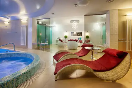 Oka Business Grand - 12