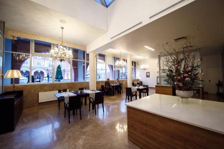 Petroff Palace Boutique - 20