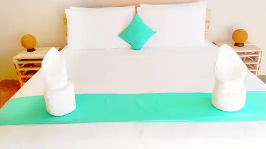 Amvoj Maldives Thulusdhoo Guest House - 10