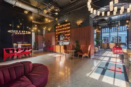 Radisson Red - 22