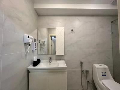 Royal Meridien - 72
