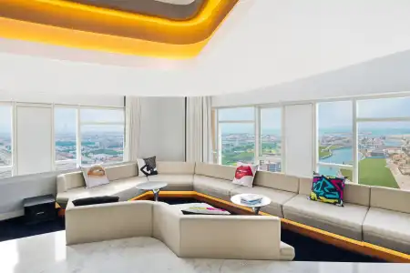 V, Curio Collection by Hilton - 39