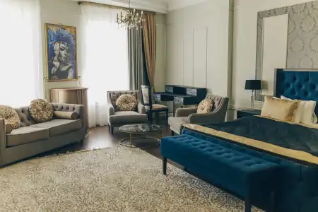 Royal BV Boutique-hotel - 3