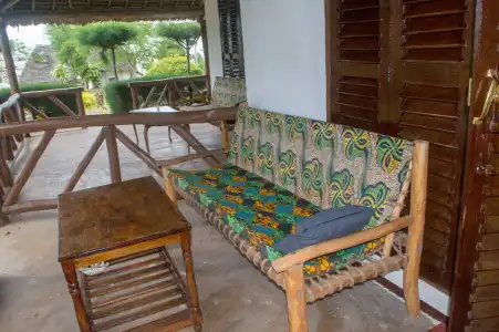 Zanzi Rest Bungalow - 45