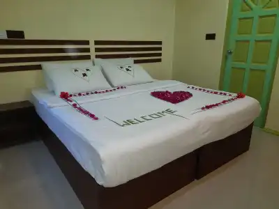 Kuri Tourist Guest House - 8
