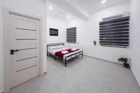 Safarov's Family Hostel - 17
