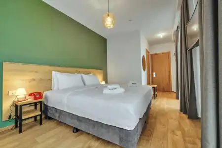 Intourist - 25