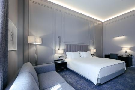 Cosmos Selection Saint-Petersburg Italyanskaya - 125