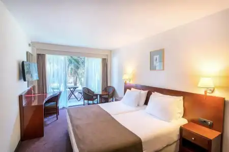 Iberostar Bellevue - 43