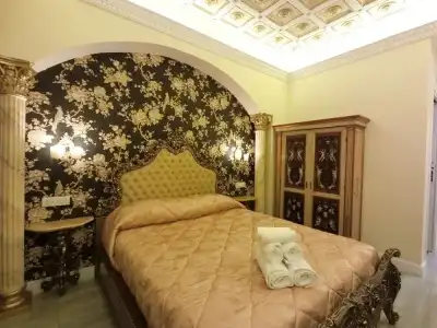 Impero Vaticano Suites Guest House - 1