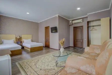Shah Palace - 7