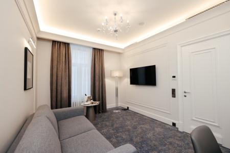 Cosmos Selection Saint-Petersburg Italyanskaya - 148