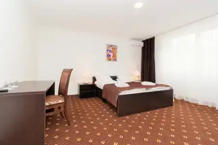 Atriya Mini-Hotel - 81