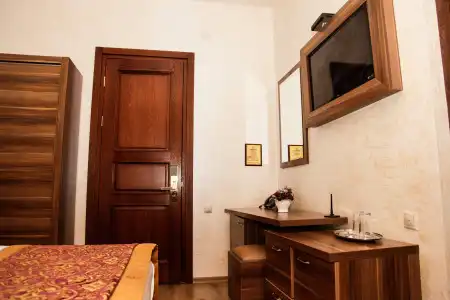 Iberia Palace - 11