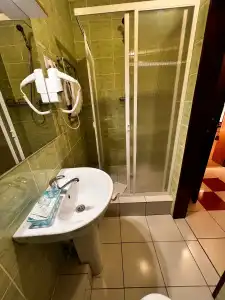 Adria - 24