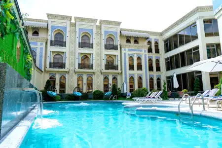 Kohinur Plaza - 1