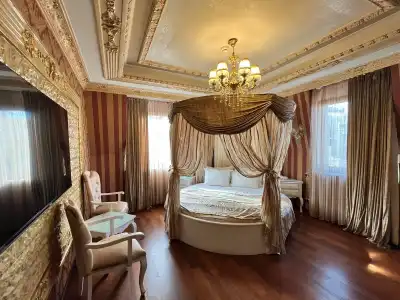 Golden Horn - 61