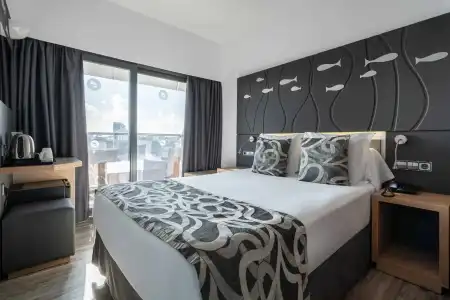 THB Gran Bahia and Apartments - 56