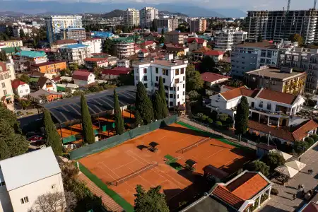 Golden Tennis Club - 5
