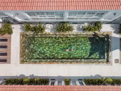 White Boutique and Residences - 1