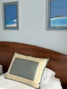 La Vie De Chateau - 112