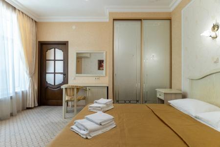 Odeon Guest House - 71