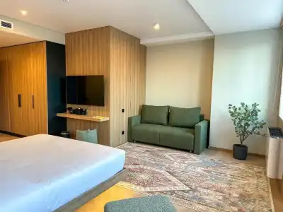 Resident Abay - 38