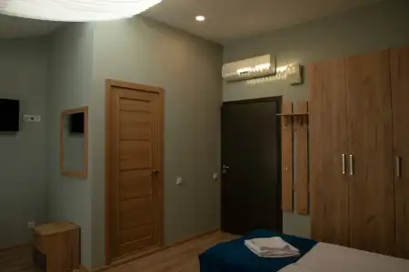 Roof Story - 49