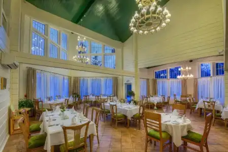 River Inn Resort and Spa - 10