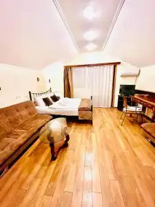 British House - 36