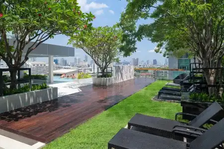 Mode Sathorn - 38