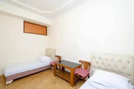 Areva Hostel & Apartment - 4