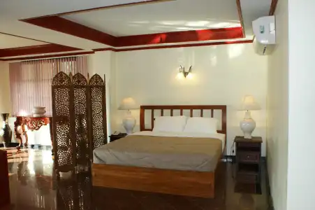 Prince Edouard Apartments & Resort - 4