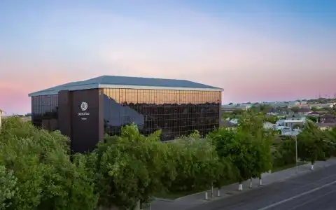 DoubleTree by Hilton - 0
